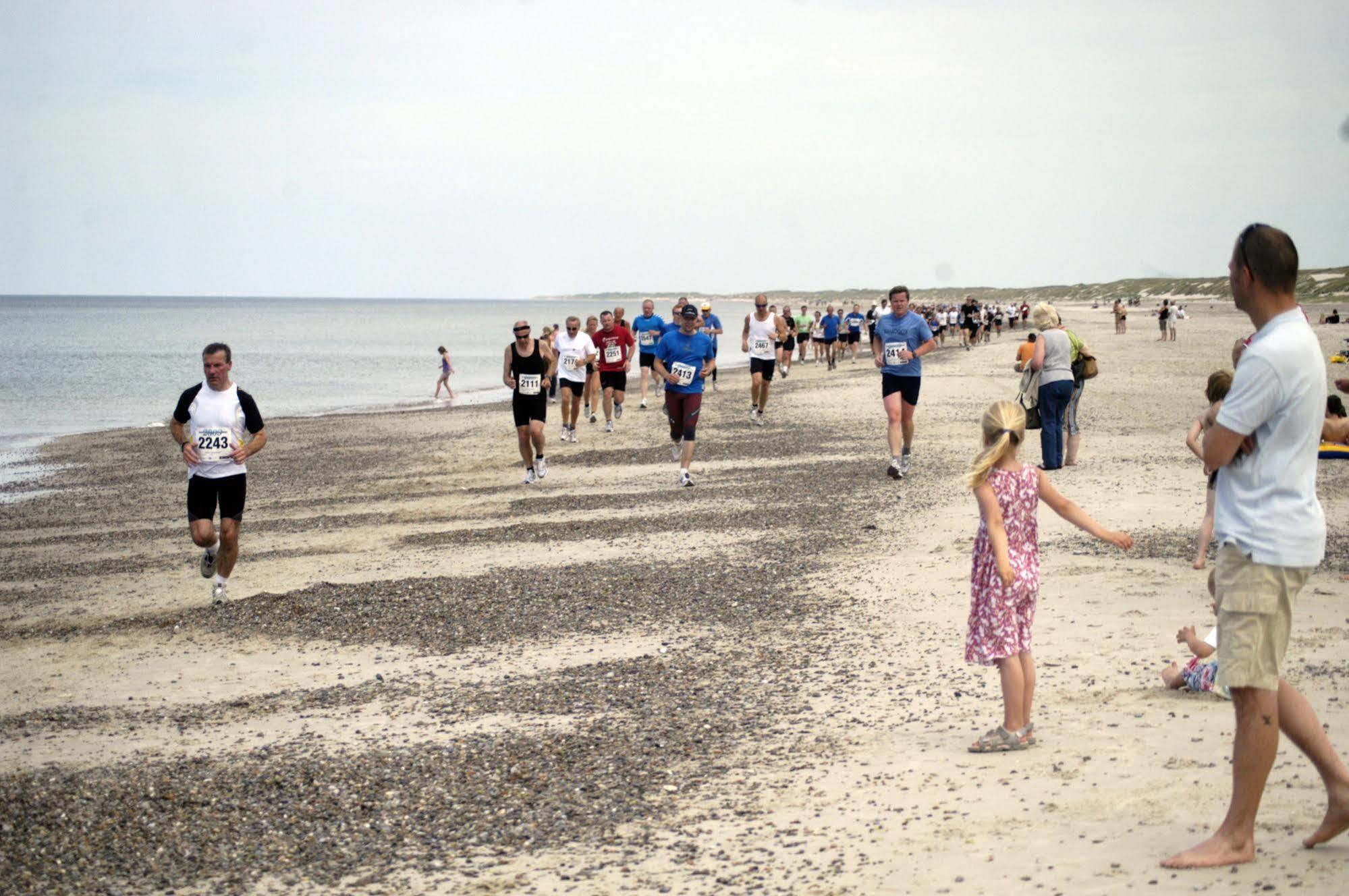 Henne Strand Ferie Accommodation Hennebjerg Luaran gambar